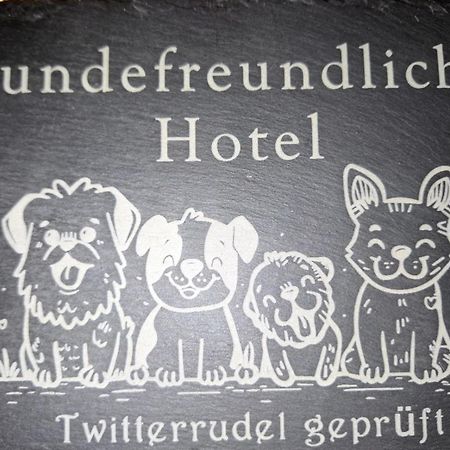 Stadt-Gut-Hotel Rheinischer Hof Essen Dış mekan fotoğraf