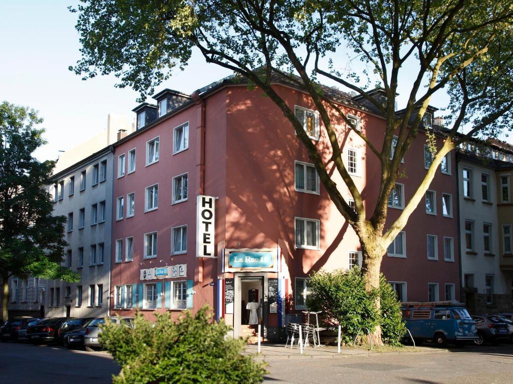 Stadt-Gut-Hotel Rheinischer Hof Essen Dış mekan fotoğraf